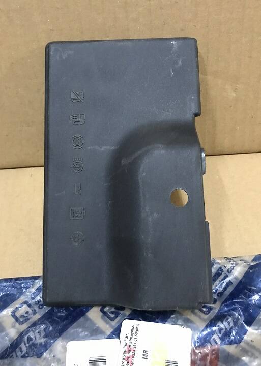 BRAVA MAREA SİGORTA KUTUSU ÜST KAPAK 7782658 - 3