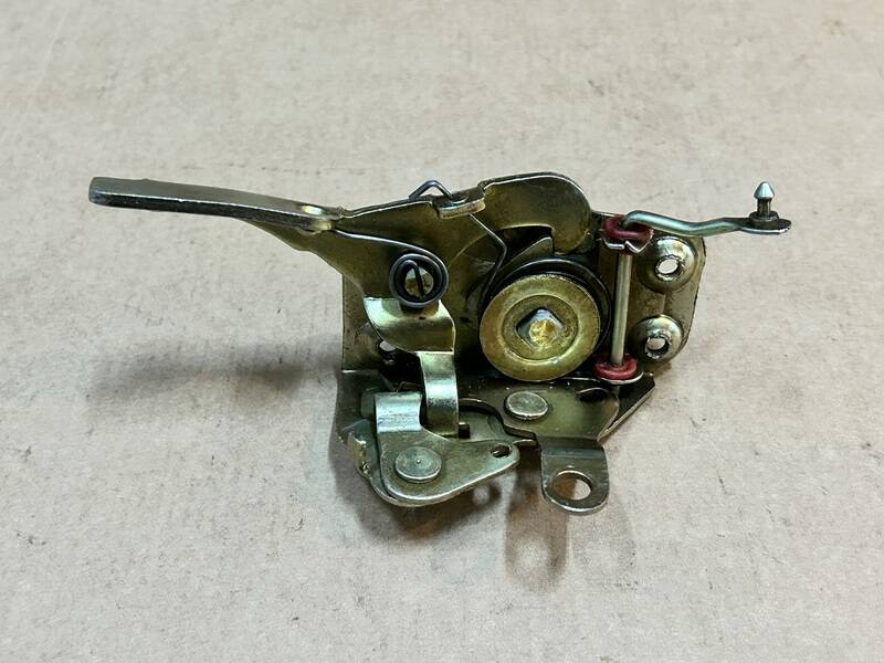 MURAT 124 SOL ÖN KAPI KİLİDİ ESKİ TİP  - 2