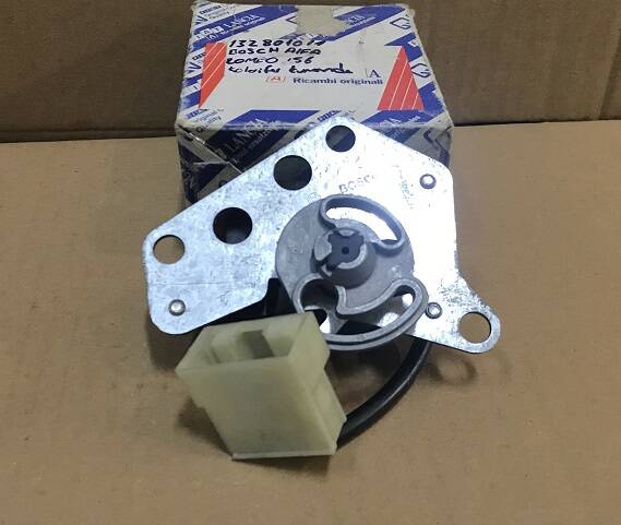 TEMPRA TİPO ALFA ROMEO 155 KLİMA KAPAK MOTORU 82442992 0132 801 011 - 3