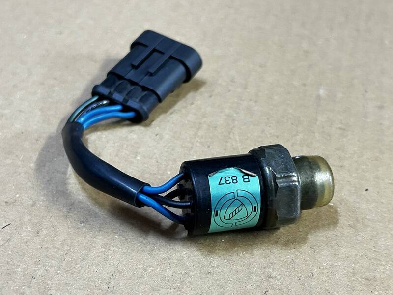 TEMPRA TİPO KLİMA BASINÇ MÜŞÜRÜ PRESOSTAT R134A  7741521 - 2