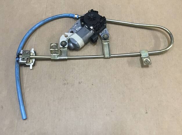 TEMPRA TİPO SOL ARKA KAPI CAM KRİKOSU ELEKTRİKLİ 71712559 - 1