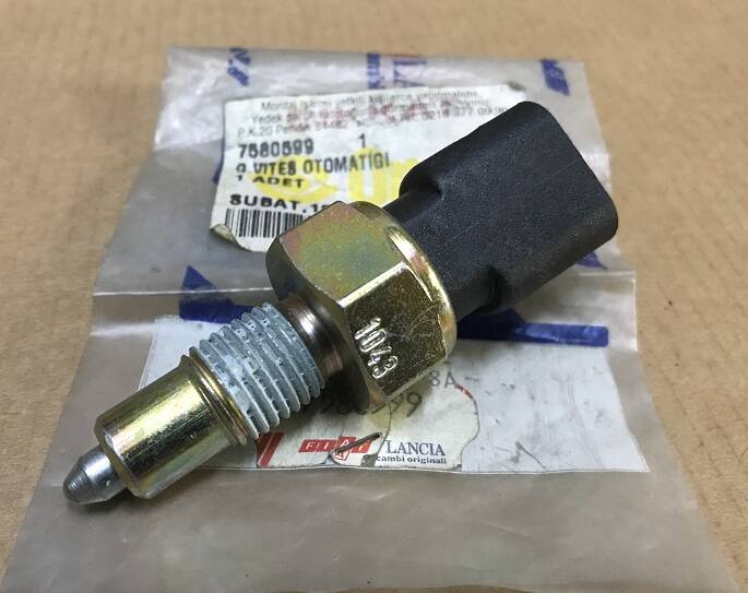 UNO 60 GERİ VİTES MÜŞÜRÜ 7580599 - 2